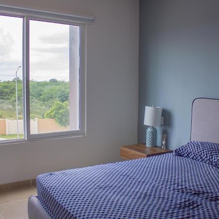 Departamento En Cancun Con 7 Albercas Tipo Playa Y Laguna Экстерьер фото